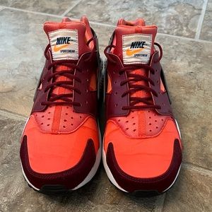 Nike Men’s Huarache, Red Coral size 8